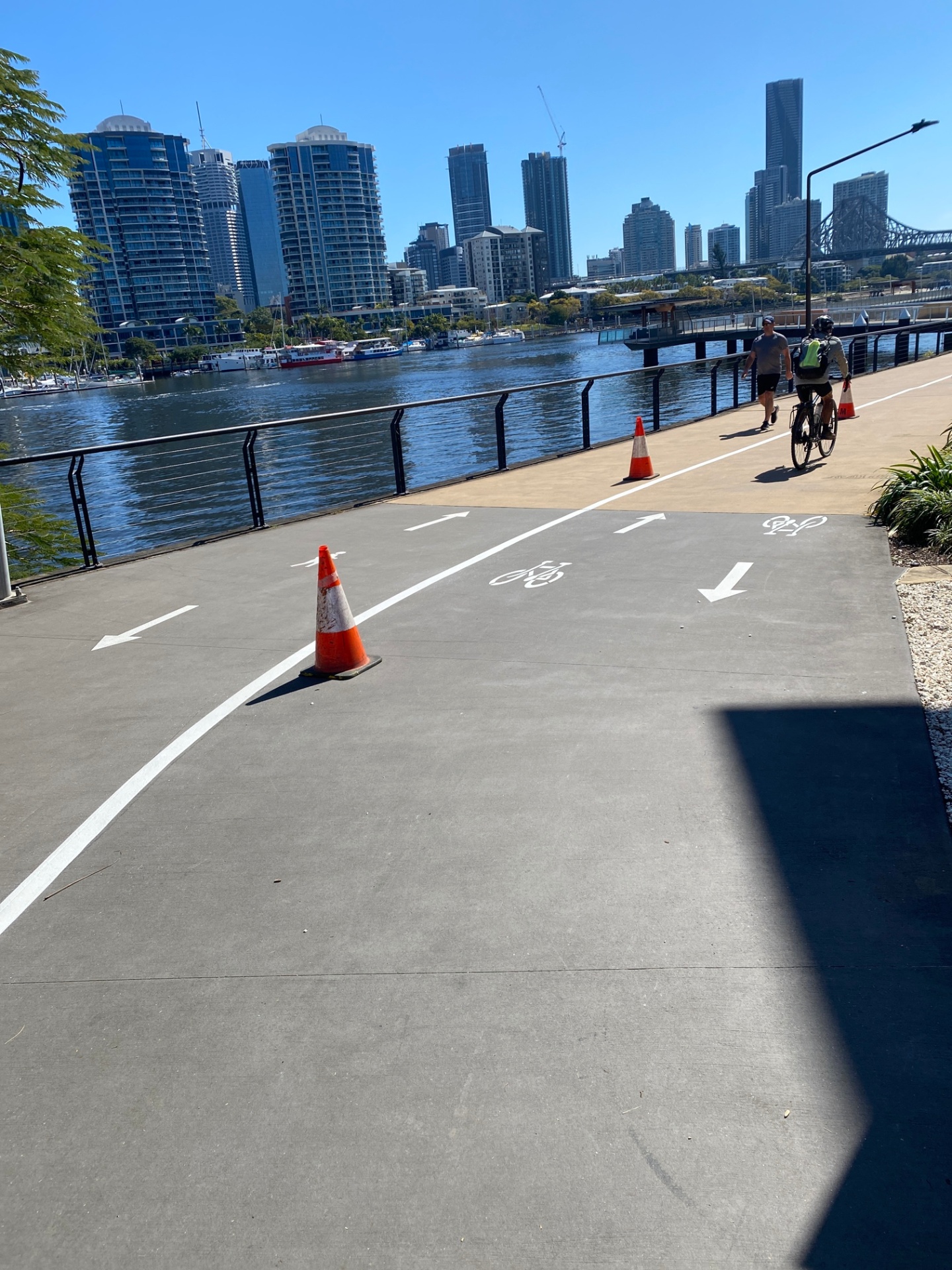 Brisbane bikeway with fresh white line marking