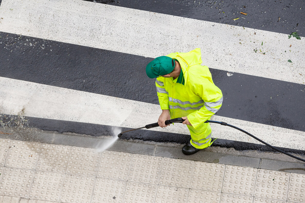 High Pressure Cleaning Gold Coast & Brisbane | Angle Line Marking